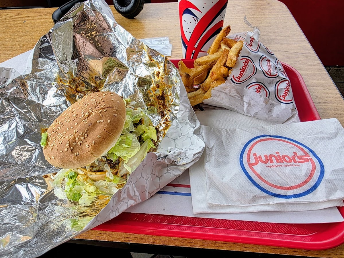 Junior's Restaurant Photos 2