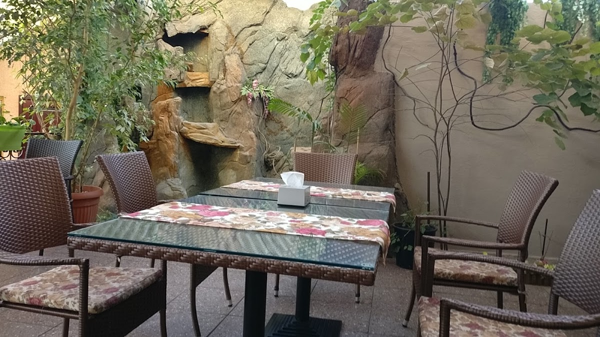 Kafe-Bar 'zimniy Sad'