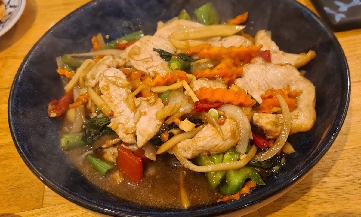 Kao Suay Thai Cuisine Photos 2