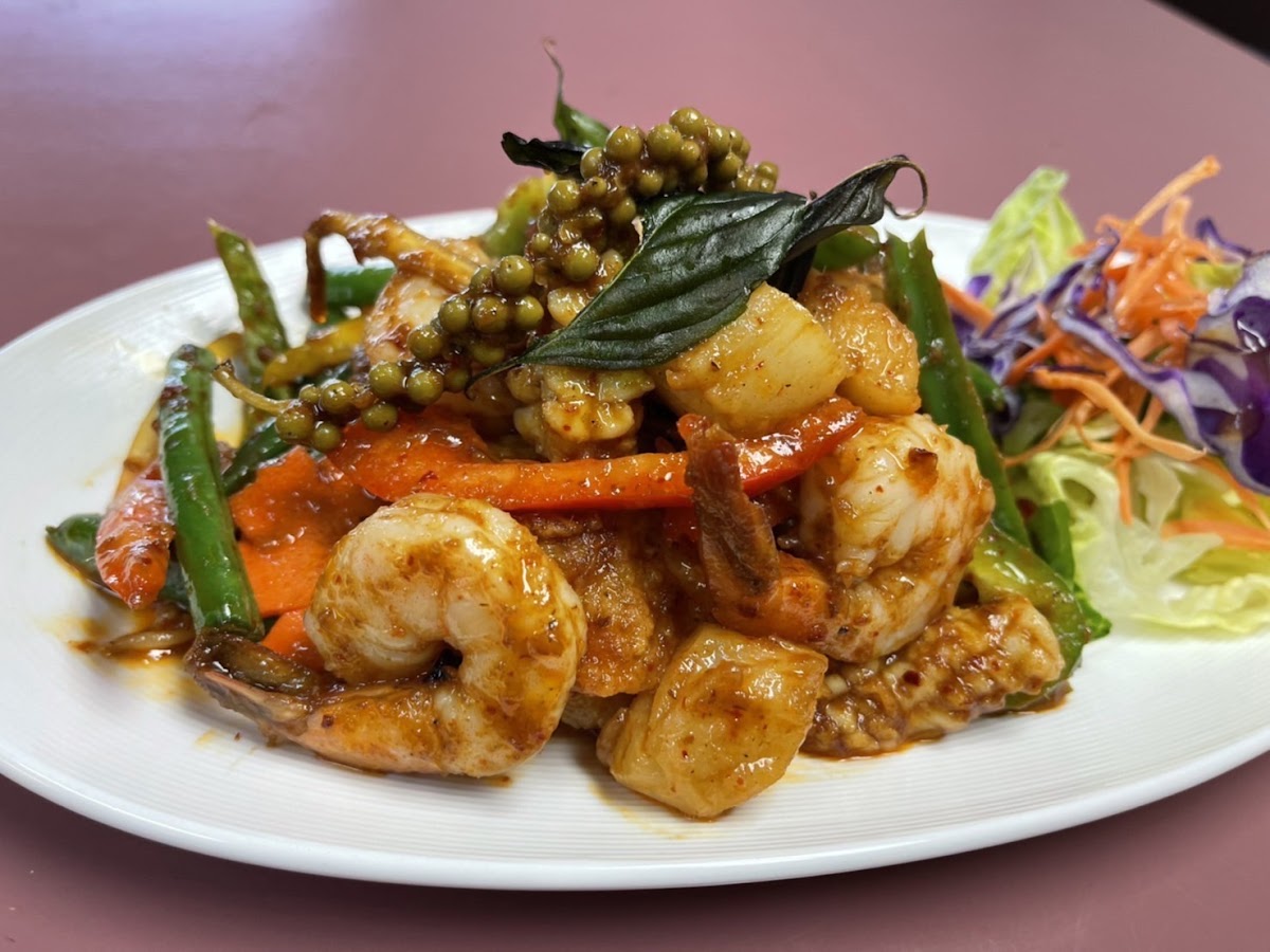 Karin Thai Restaurant Photos 9