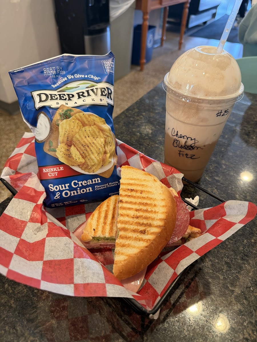 Kaukauna Coffee And Tea Photos 2
