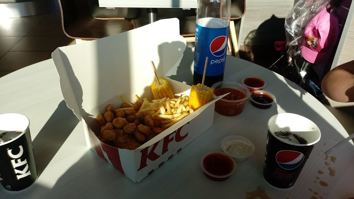 Kfc Coatbridge - Coatbank Street Photos 9