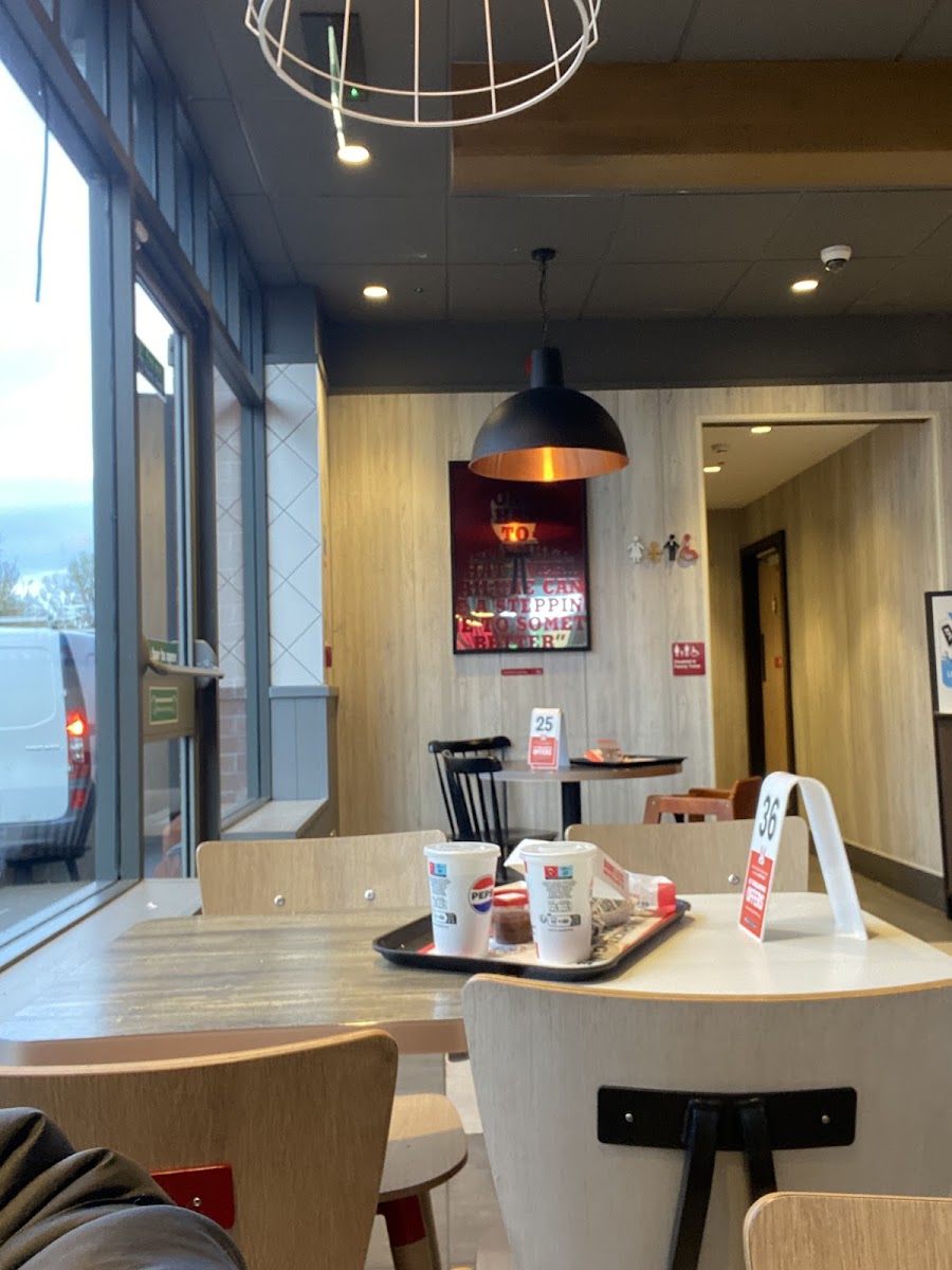 Kfc Coatbridge - Coatbank Street Photos 2