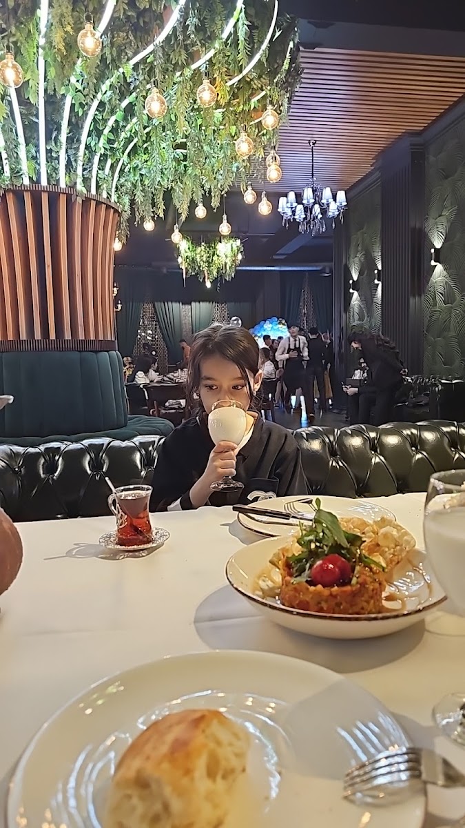 Khan Ahmad Restaurant Photos 9