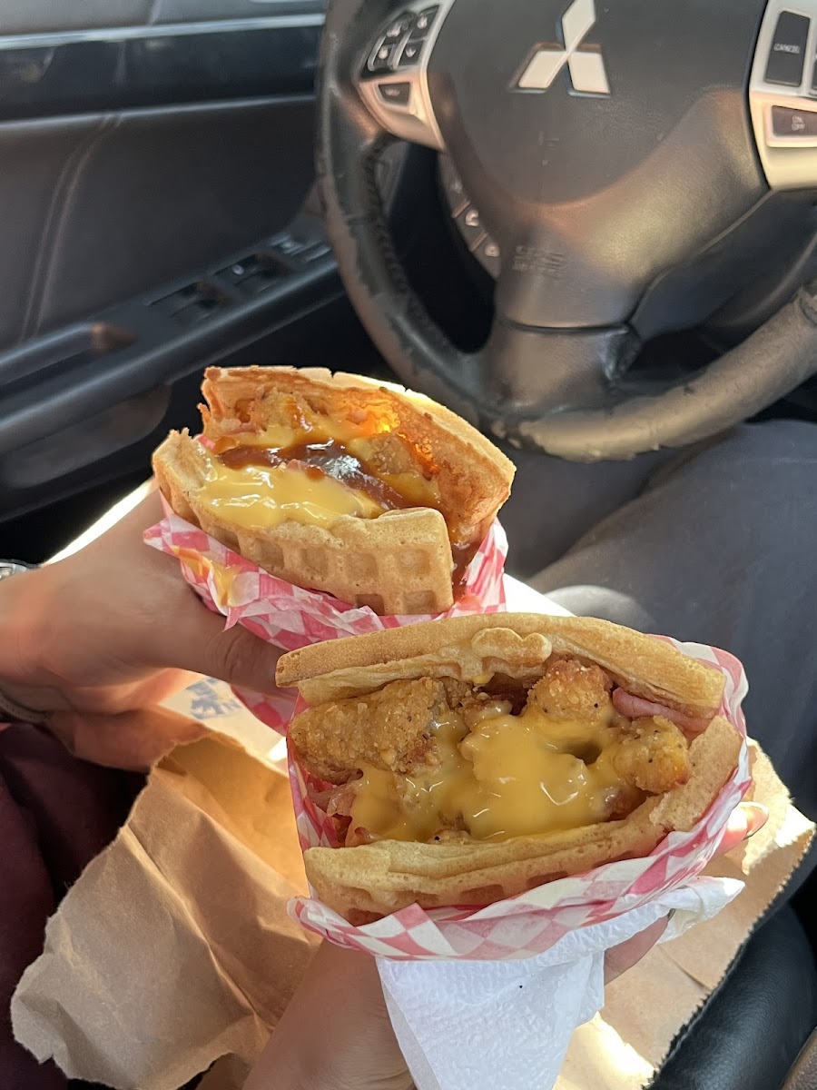 King Chicken Waffles