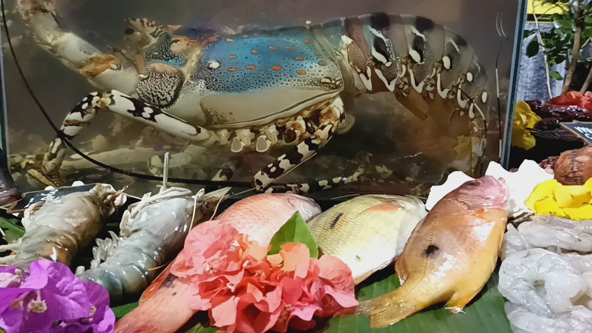 King Snack Seafood Corner Photos 2