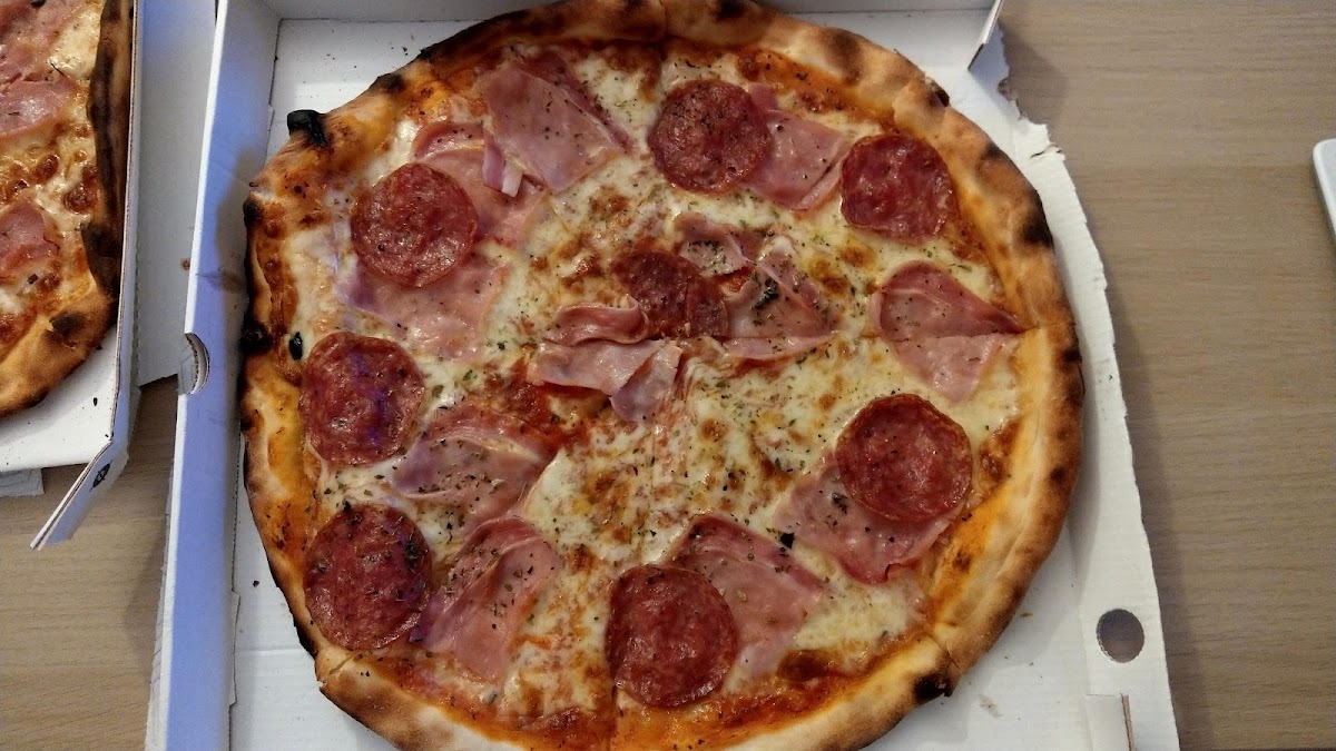 Königs Pizza Photos 2