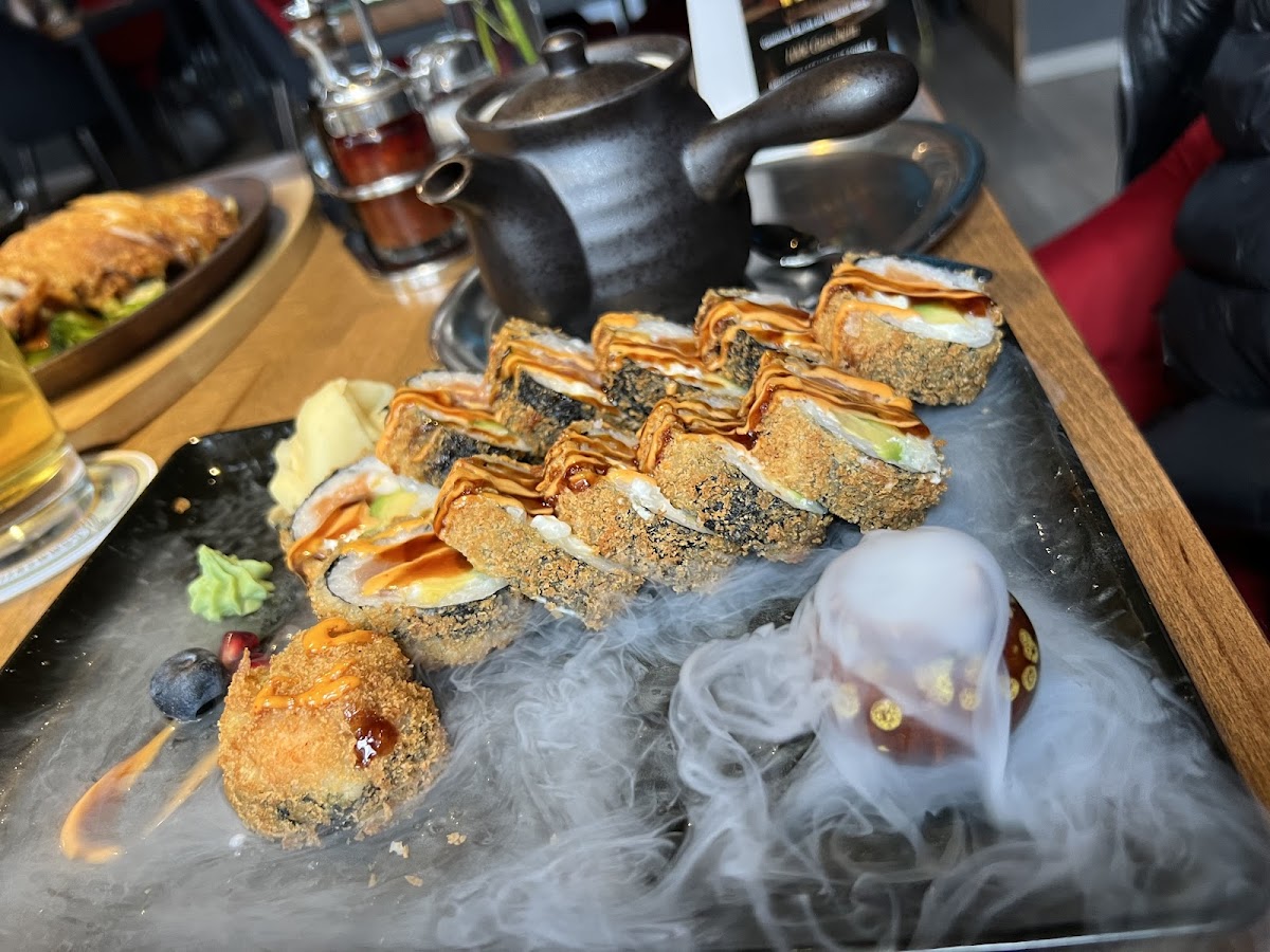 Kokochi Sushi & Pan Asian Kitchen Photos 9