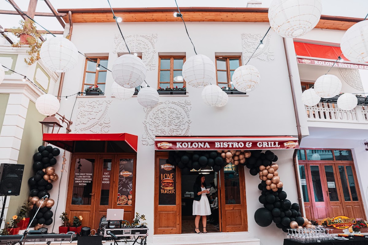Kolona Bistro & Grill