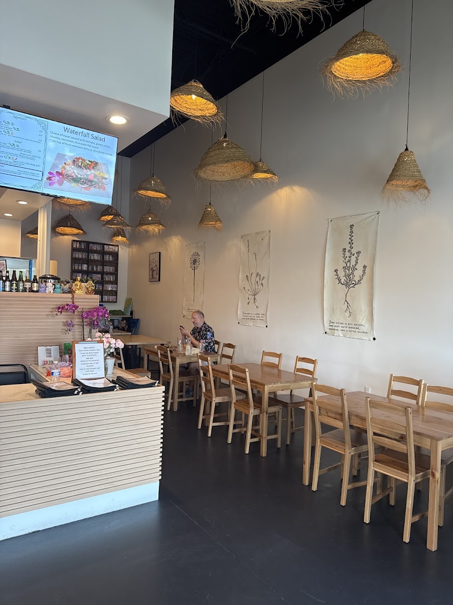 Koon Thai Restaurant Photos 2