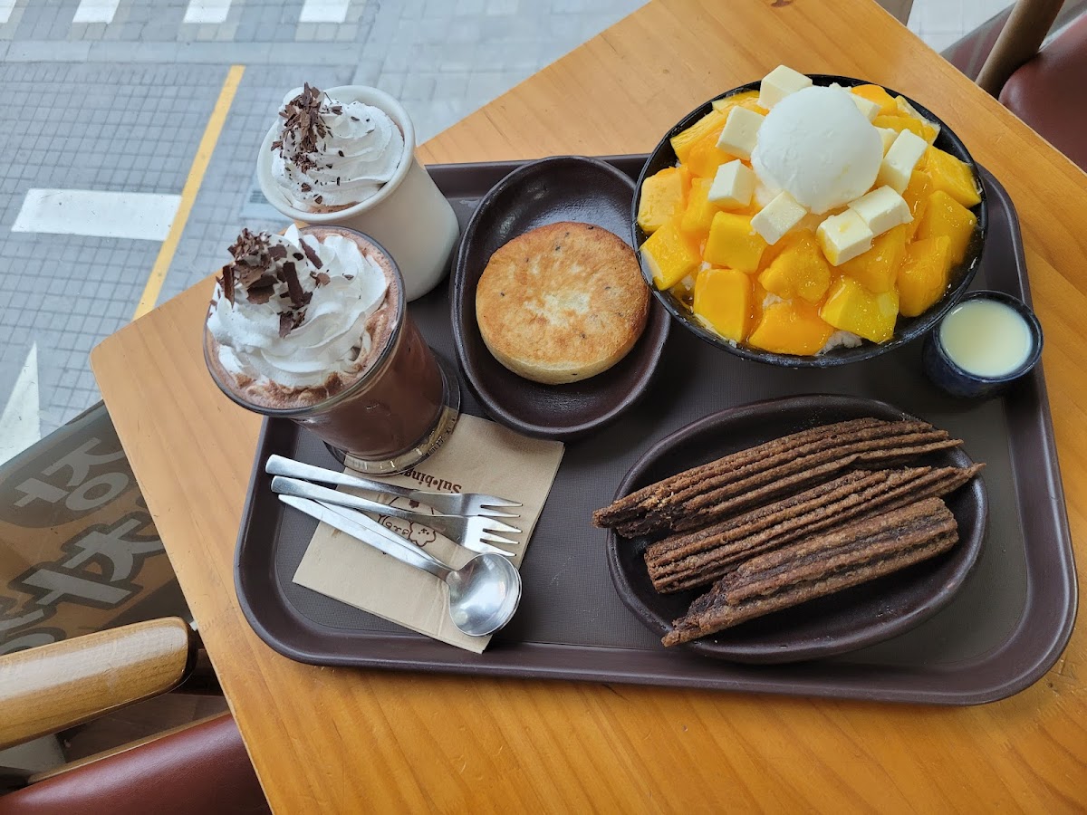 Korean Dessert Café Sulbing, Haeundae Branch Photos 2