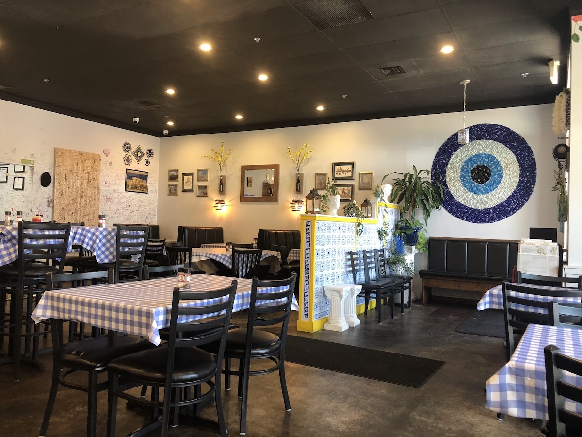 Kosta’S Taverna
