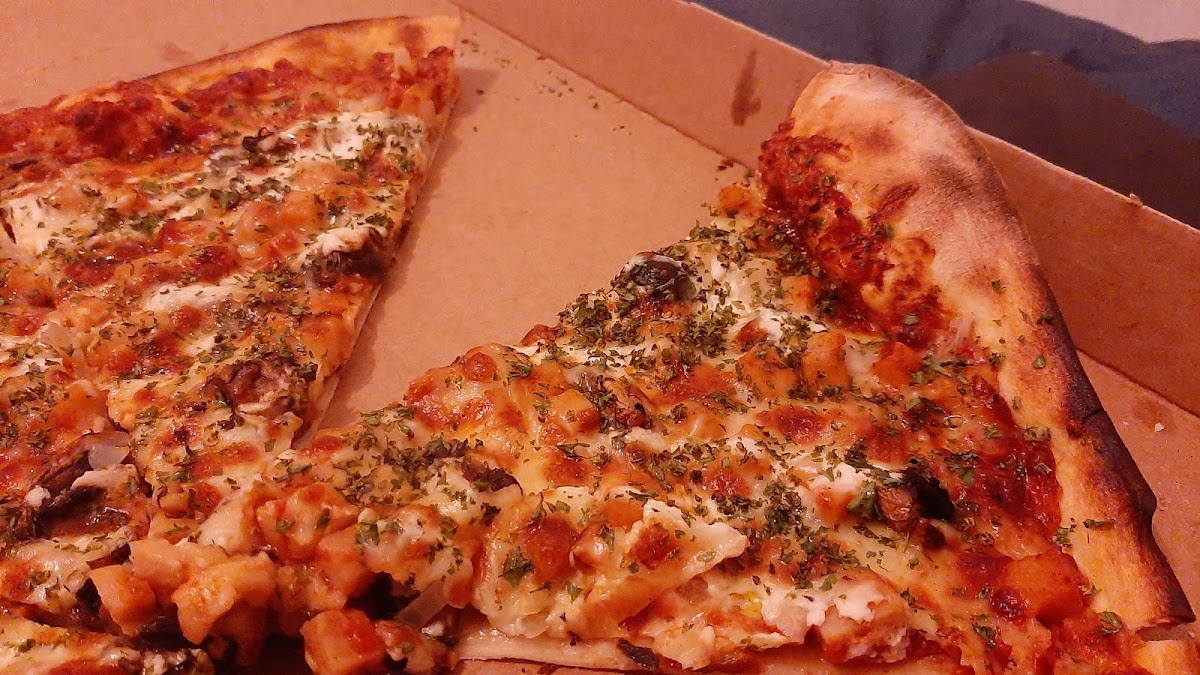 Kris Pizz Photos 2