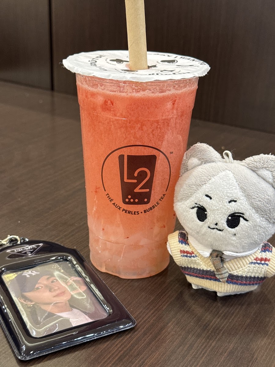 L2 Lounge Photos 2