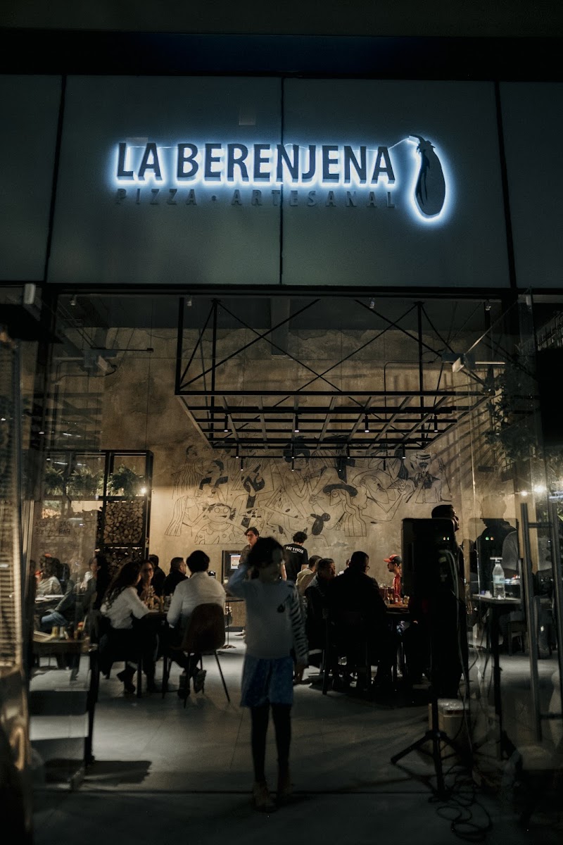 La Berenjena Pizza