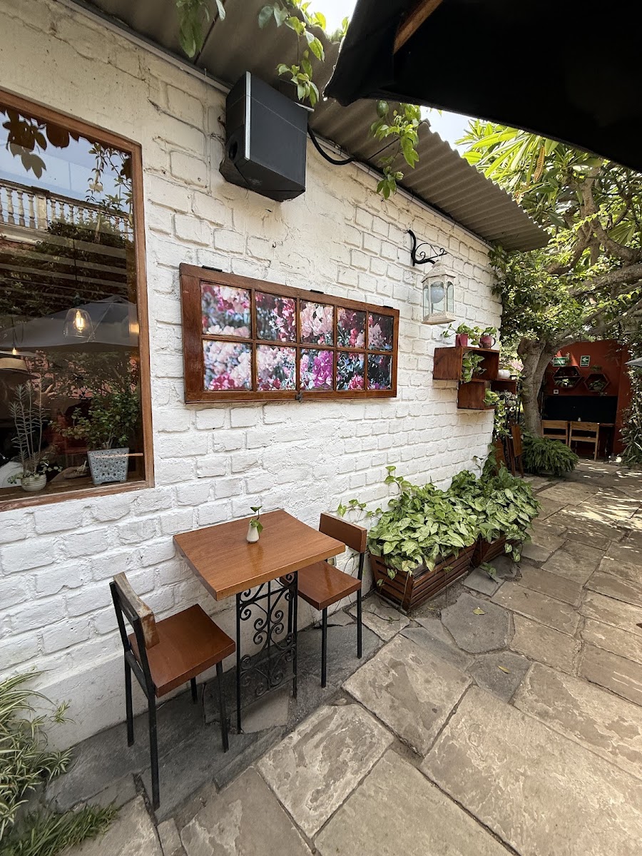 La Bodega Verde Photos 2