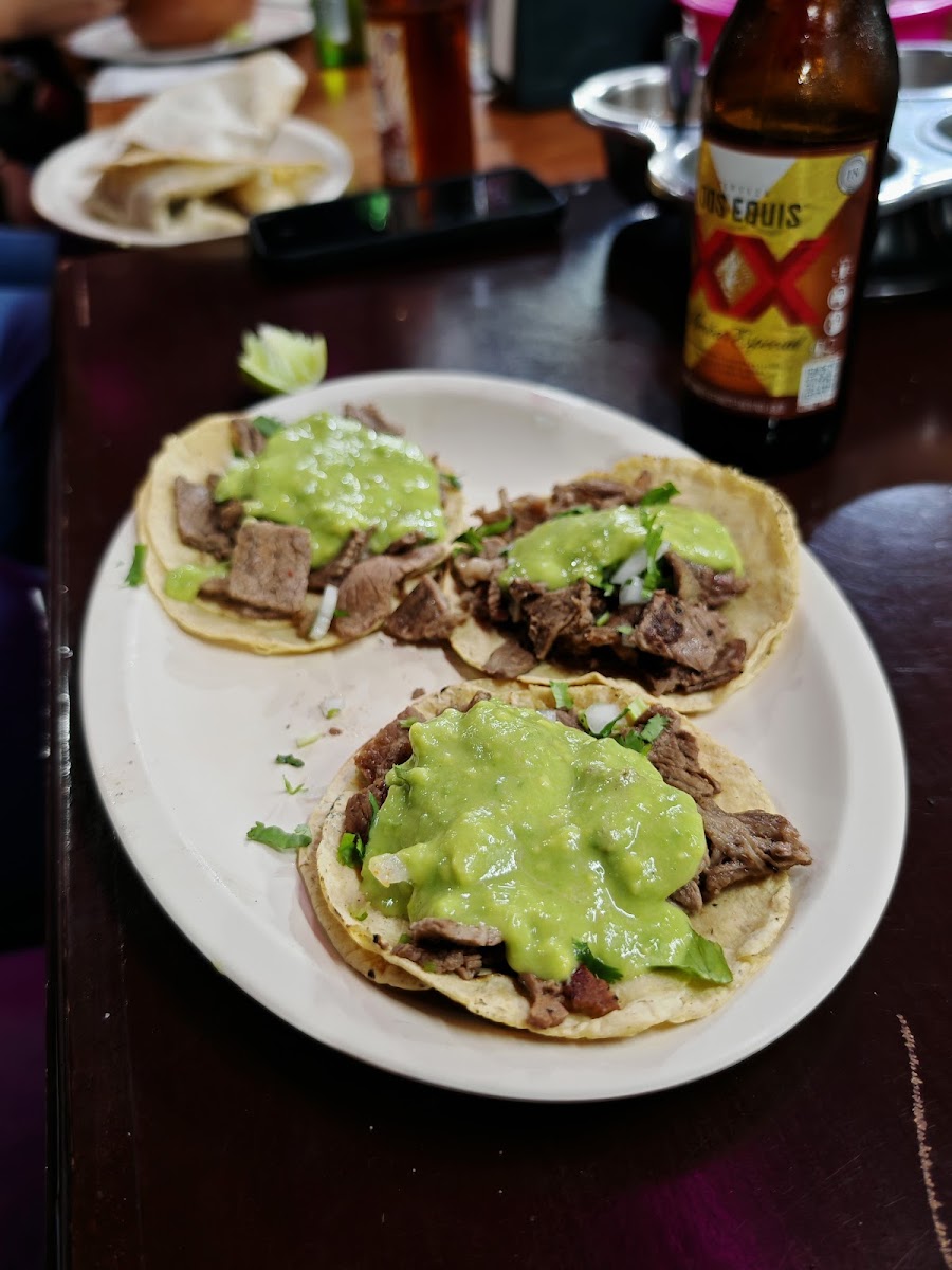 La Cabaña Rodante Tacos De Asada Photos 2