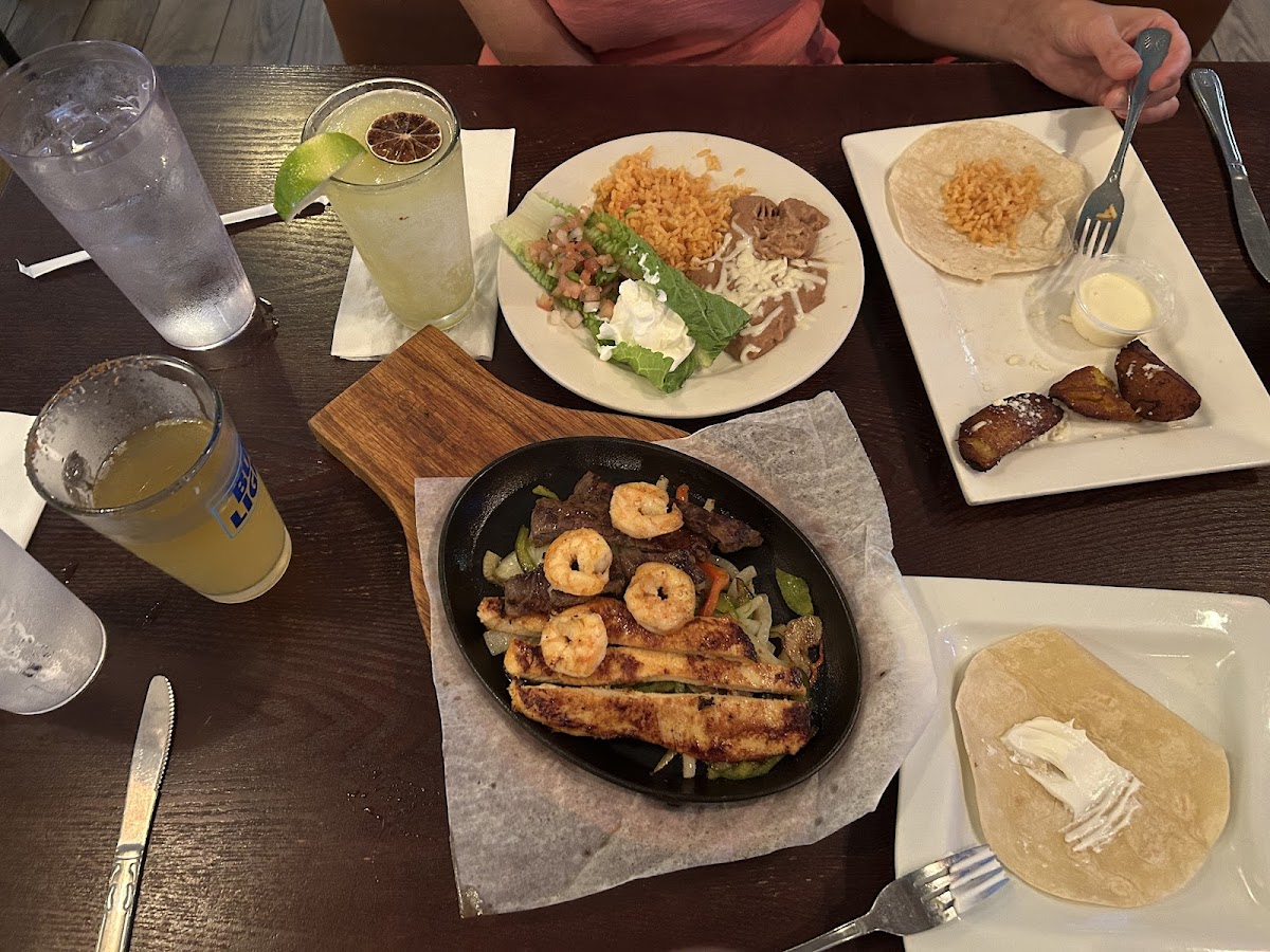 La Catrina Tacos & Margaritas Canton Photos 9