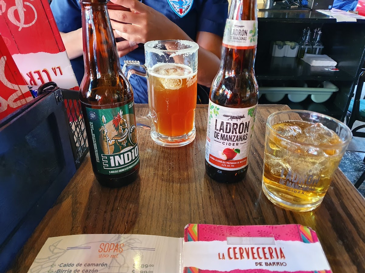 La Cervecería De Barrio Photos 9