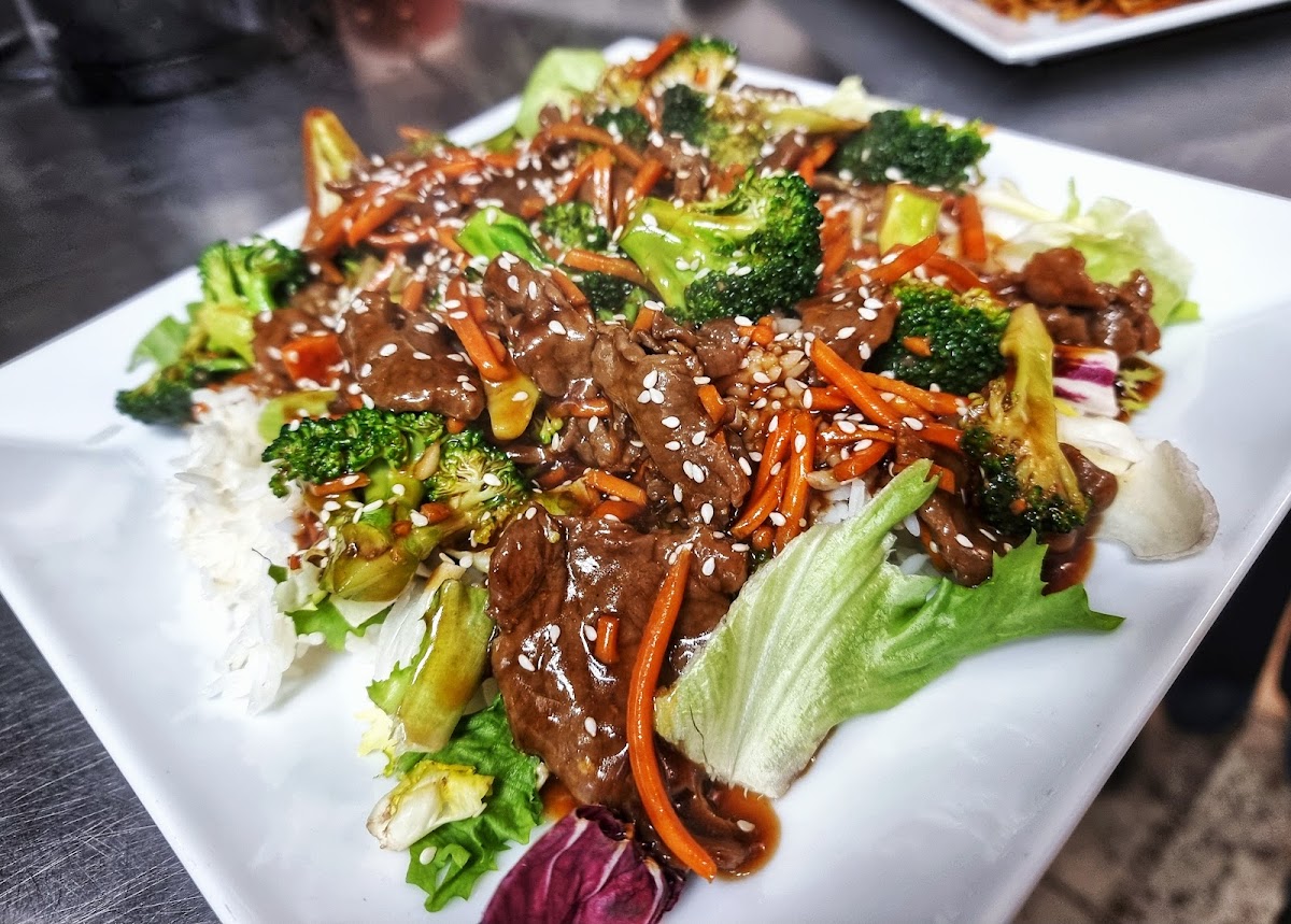 La Crepe Und Asian Flame Photos 9