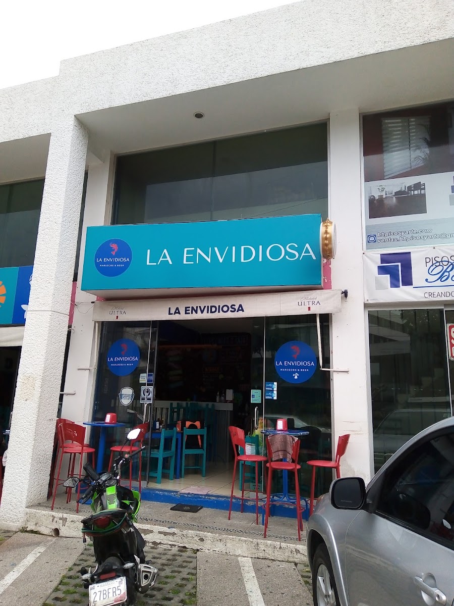 La Envidiosa