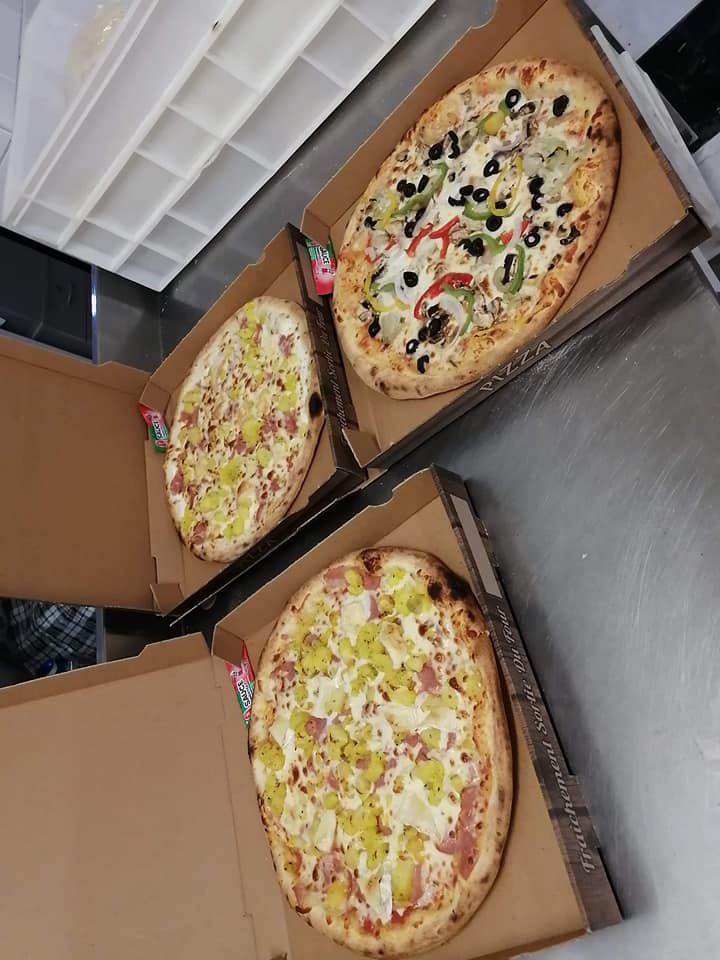 La Juventus Pizza Photos 9