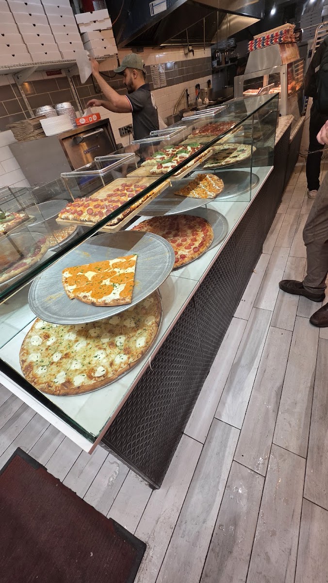 La Pizza Italia Photos 2