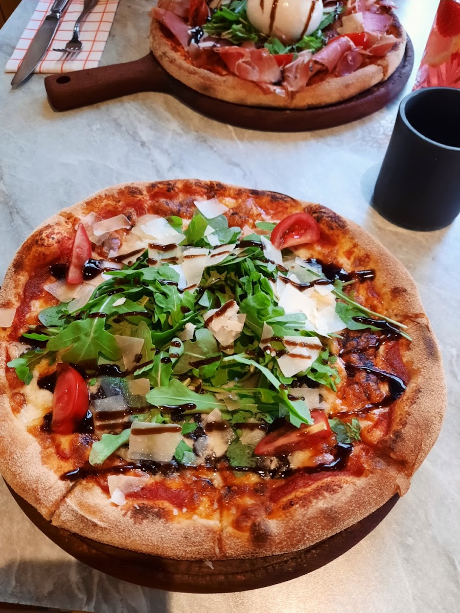 La Pizza Photos 2