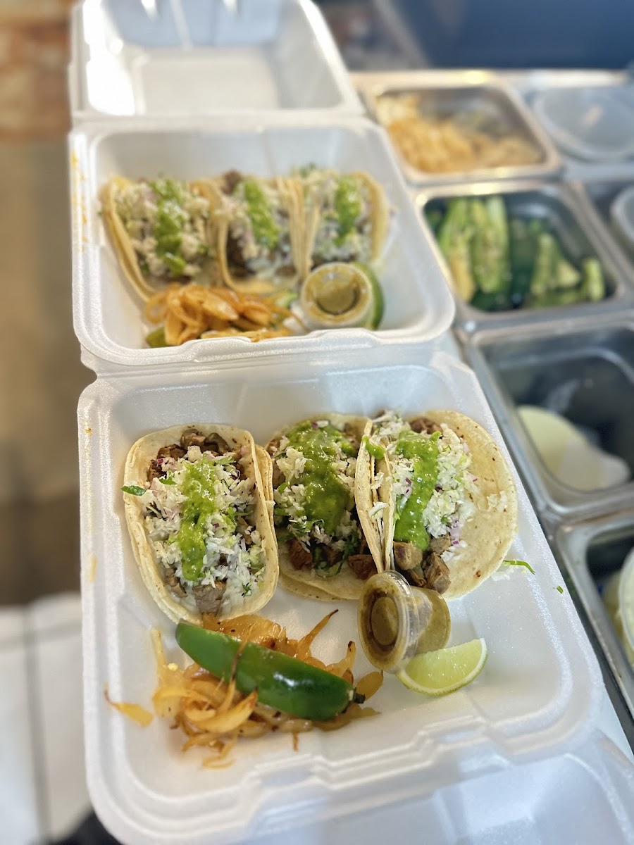 La Salsa Verde Takeout Photos 2