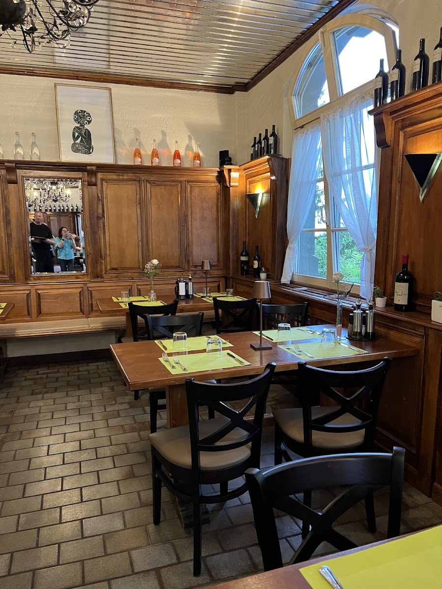 La Stella Restaurant