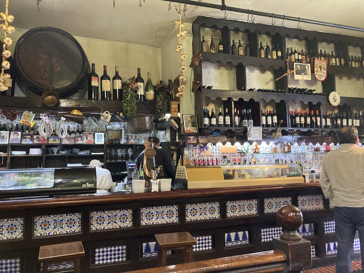 La Taberna De Paco Photos 2