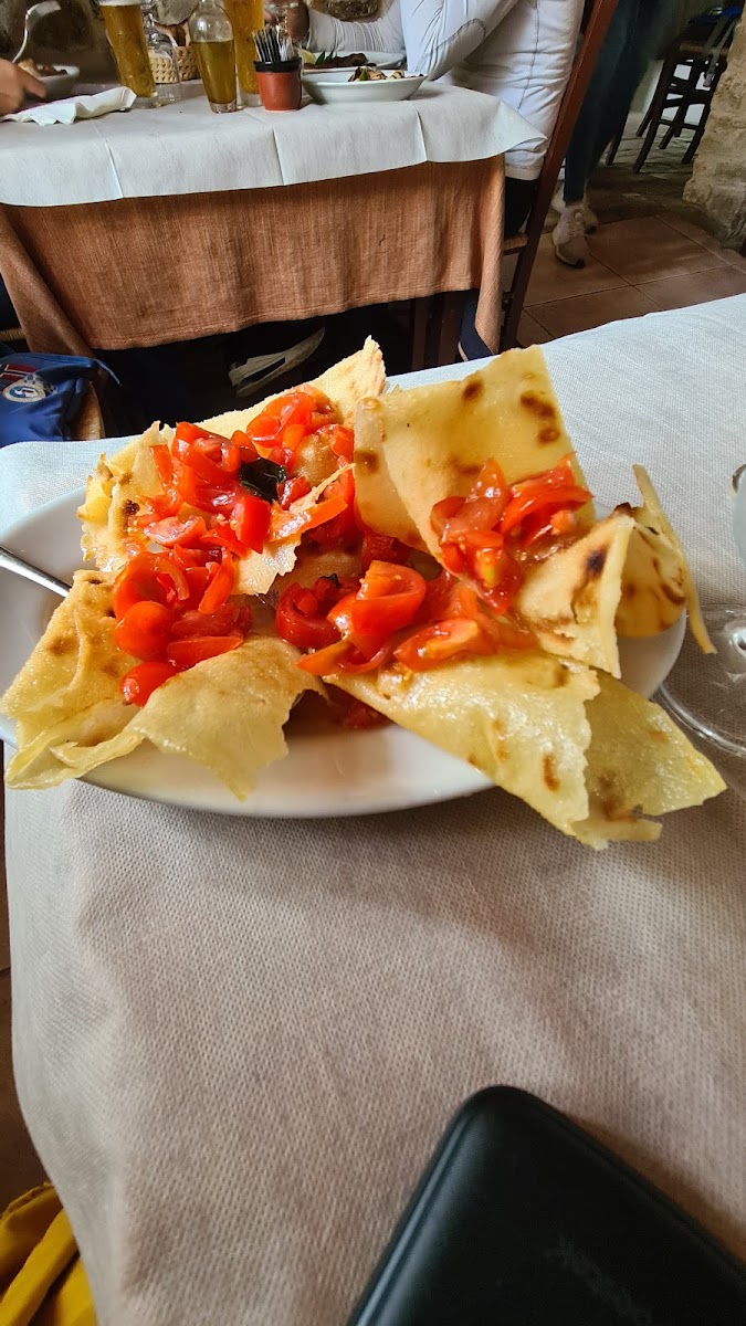 La Taverna Del Conte Pizzeria - Ristorante Photos 9