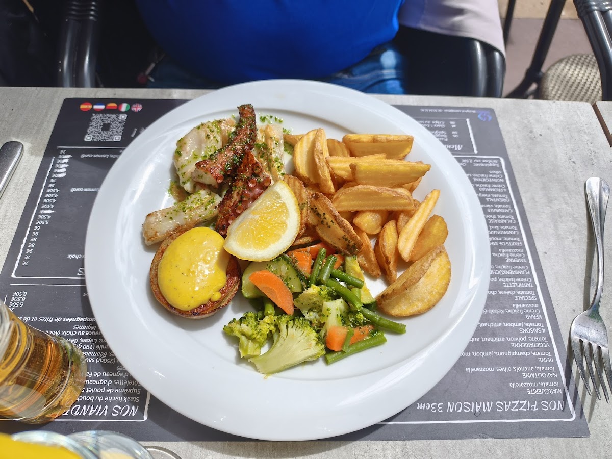 La Taverne Photos 2