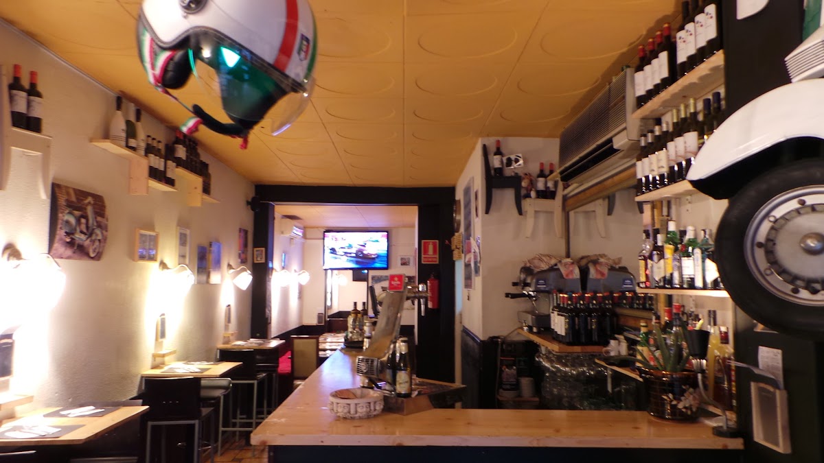 La Vespa Burger Bar