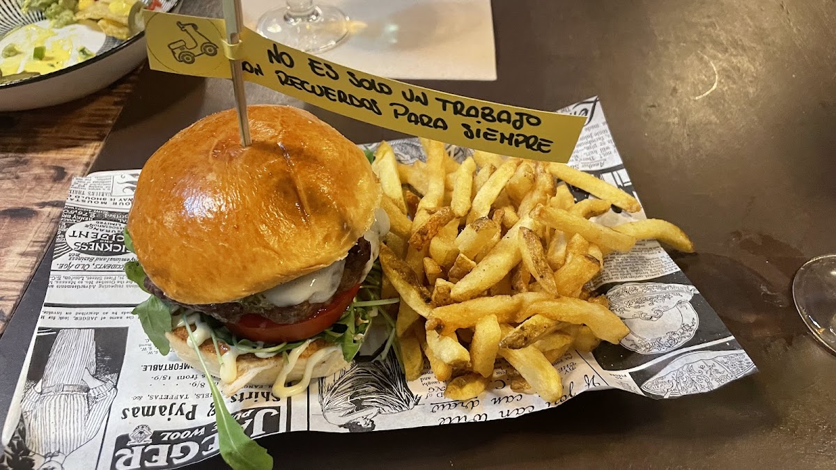 La Vespa Burger Bar Photos 2