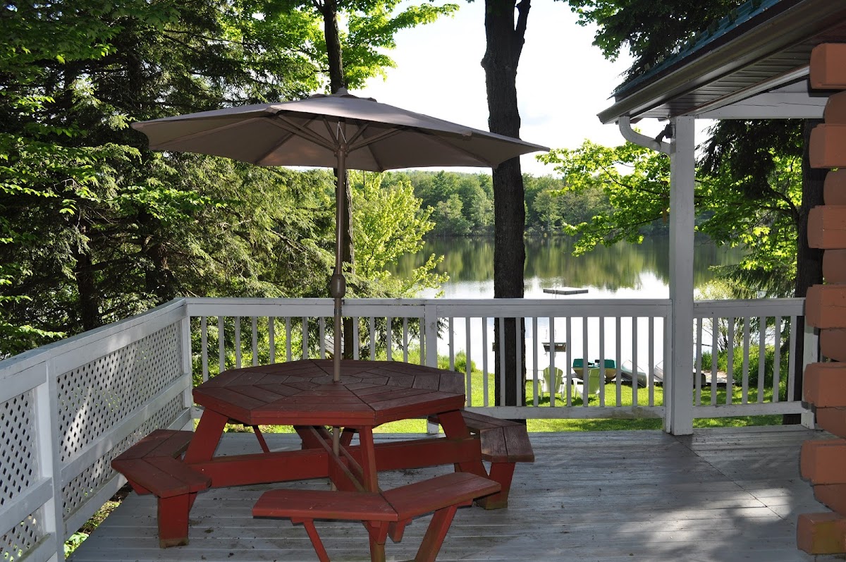 Lakewood Lodge And Restaurant