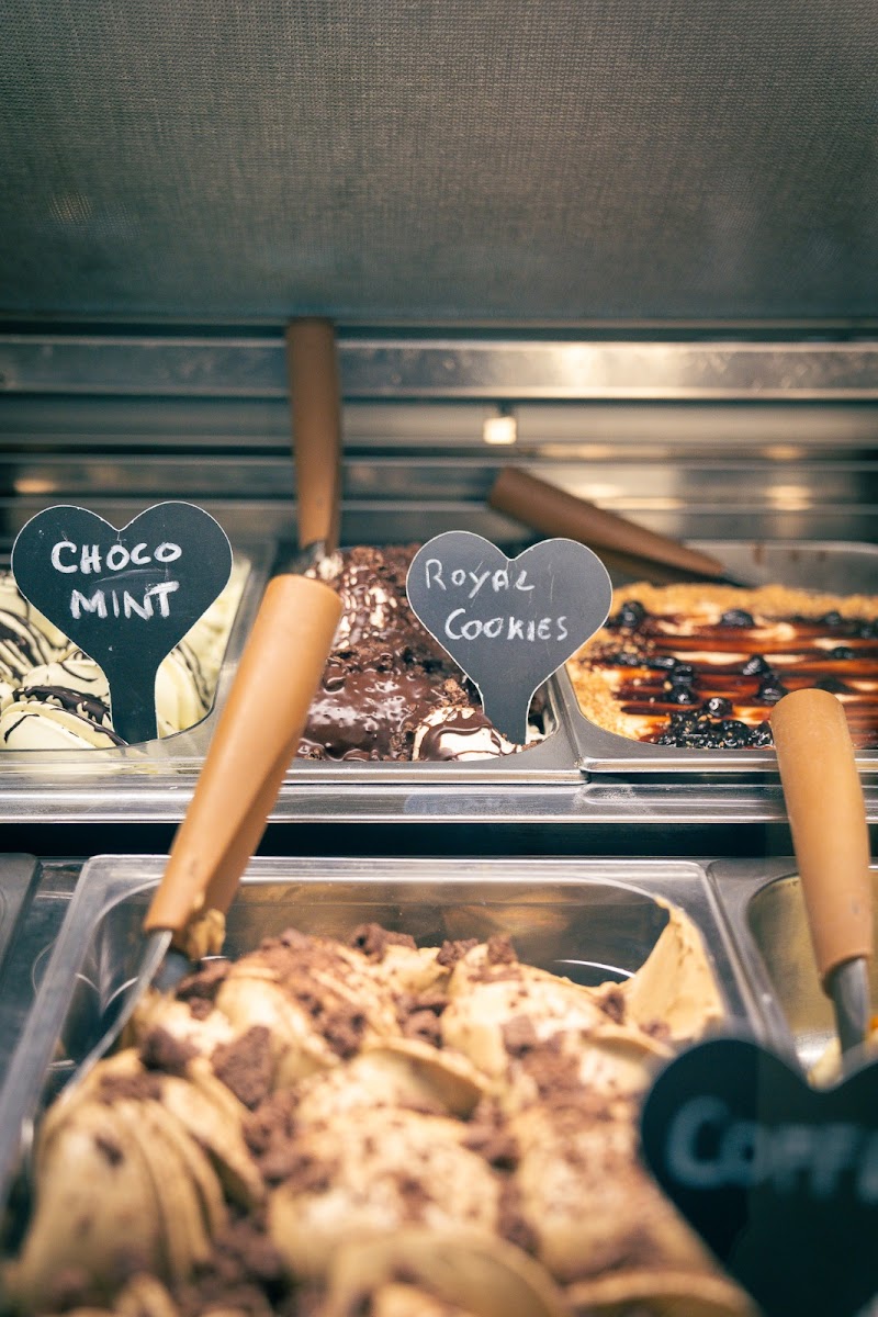 L'amarena Gelato Shop (Gelateria Italiana) Photos 9