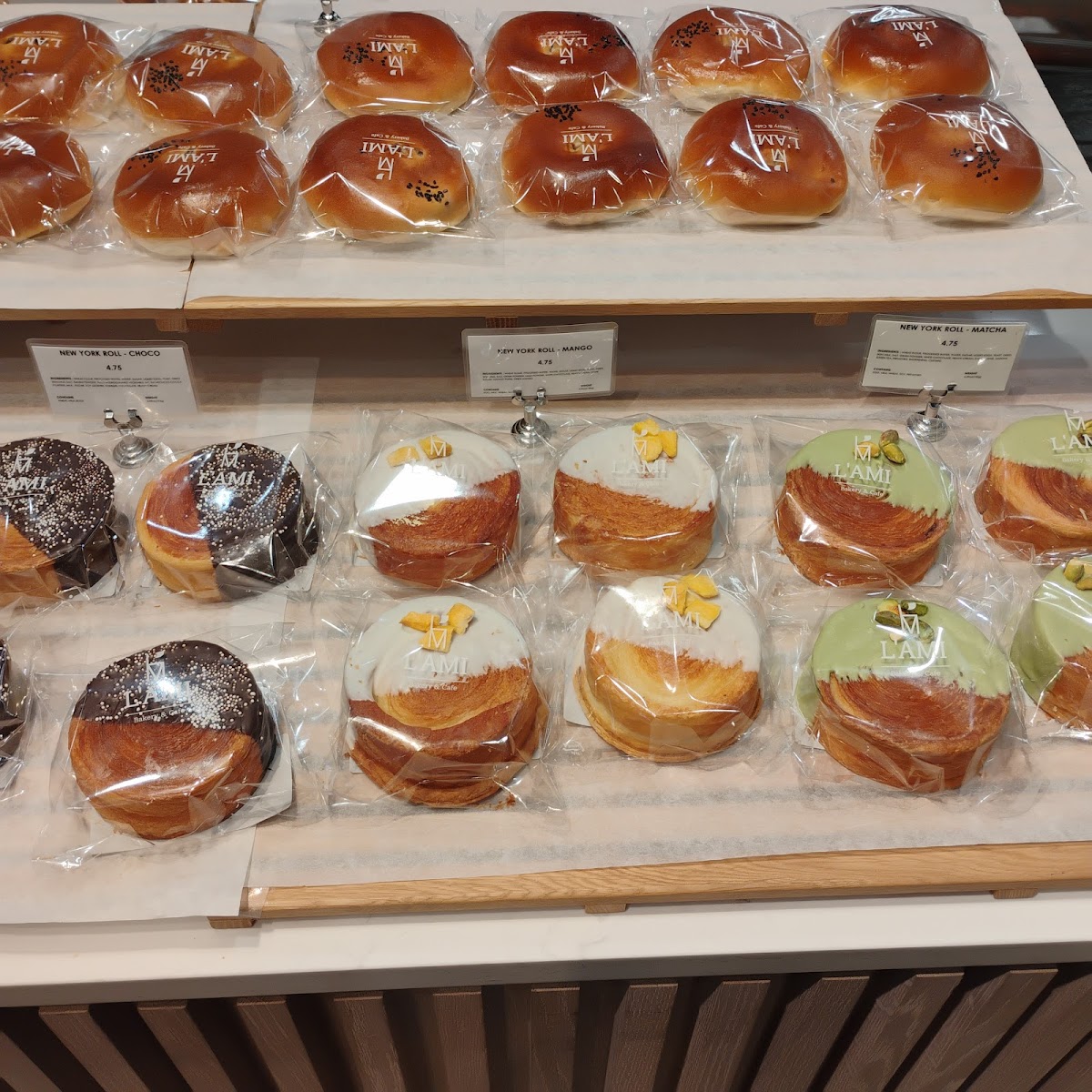 L'ami Bakery & Cafe Photos 2
