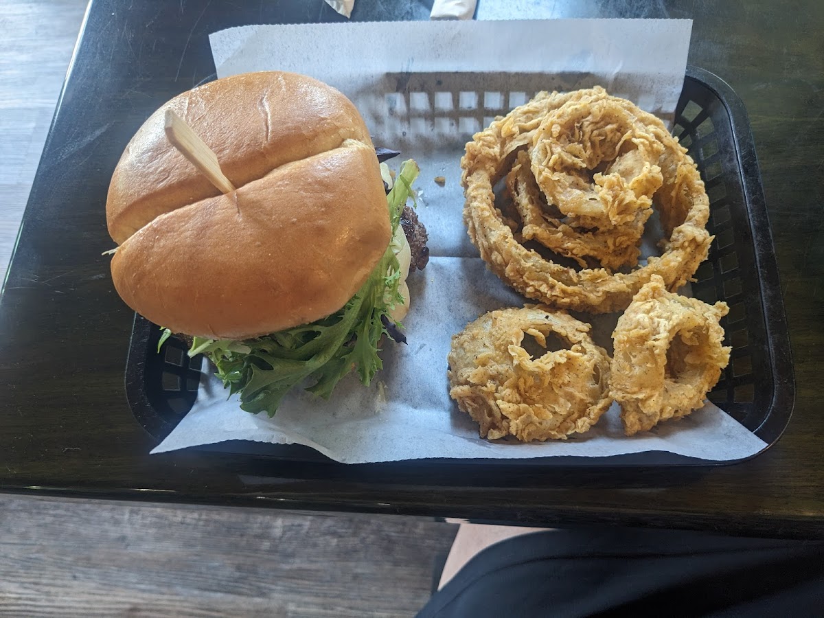 Landing Zone Grill Photos 9