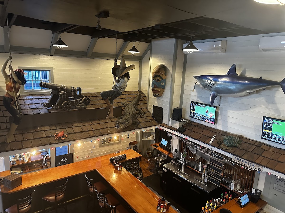 Land's End Tavern