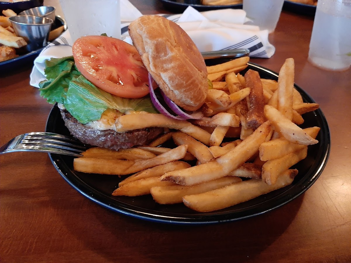 Land's End Tavern Photos 9
