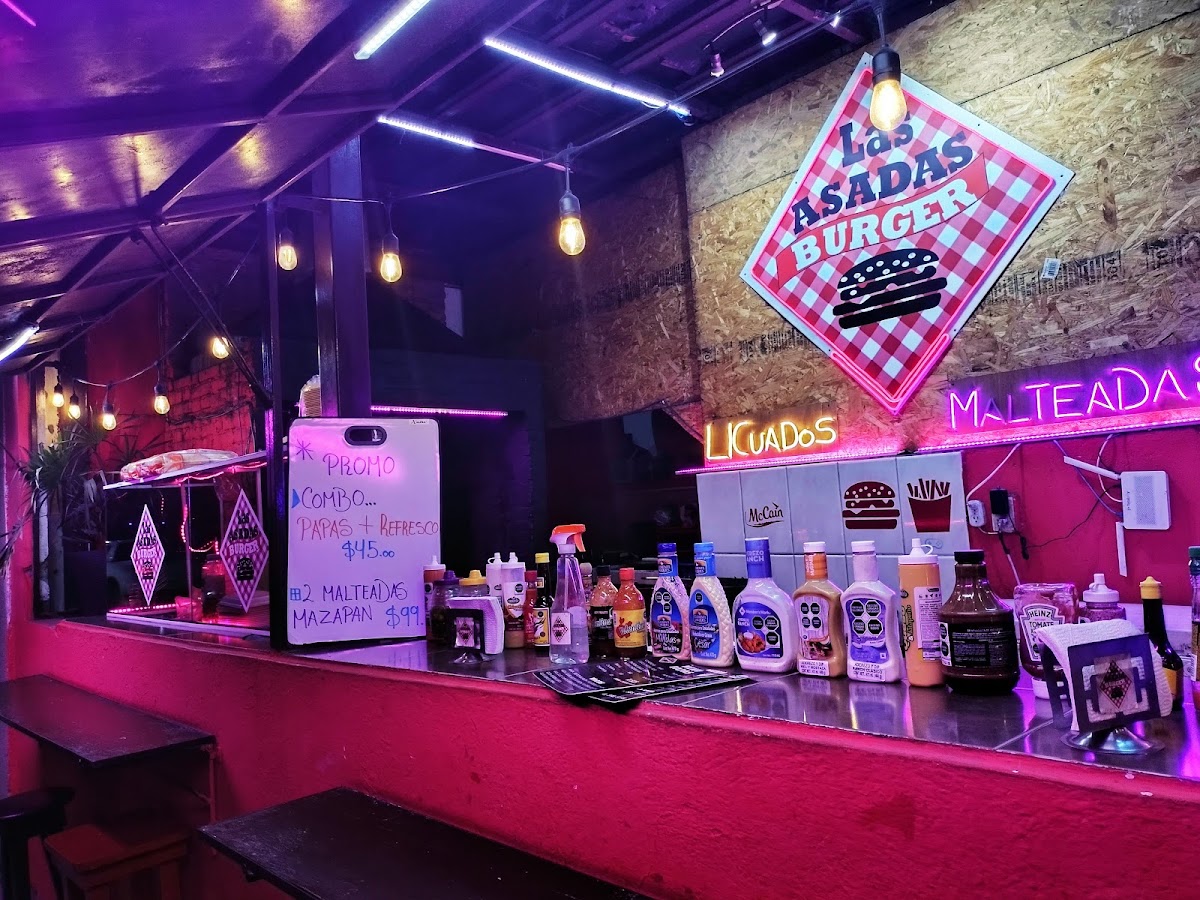 Las Asadas Burger