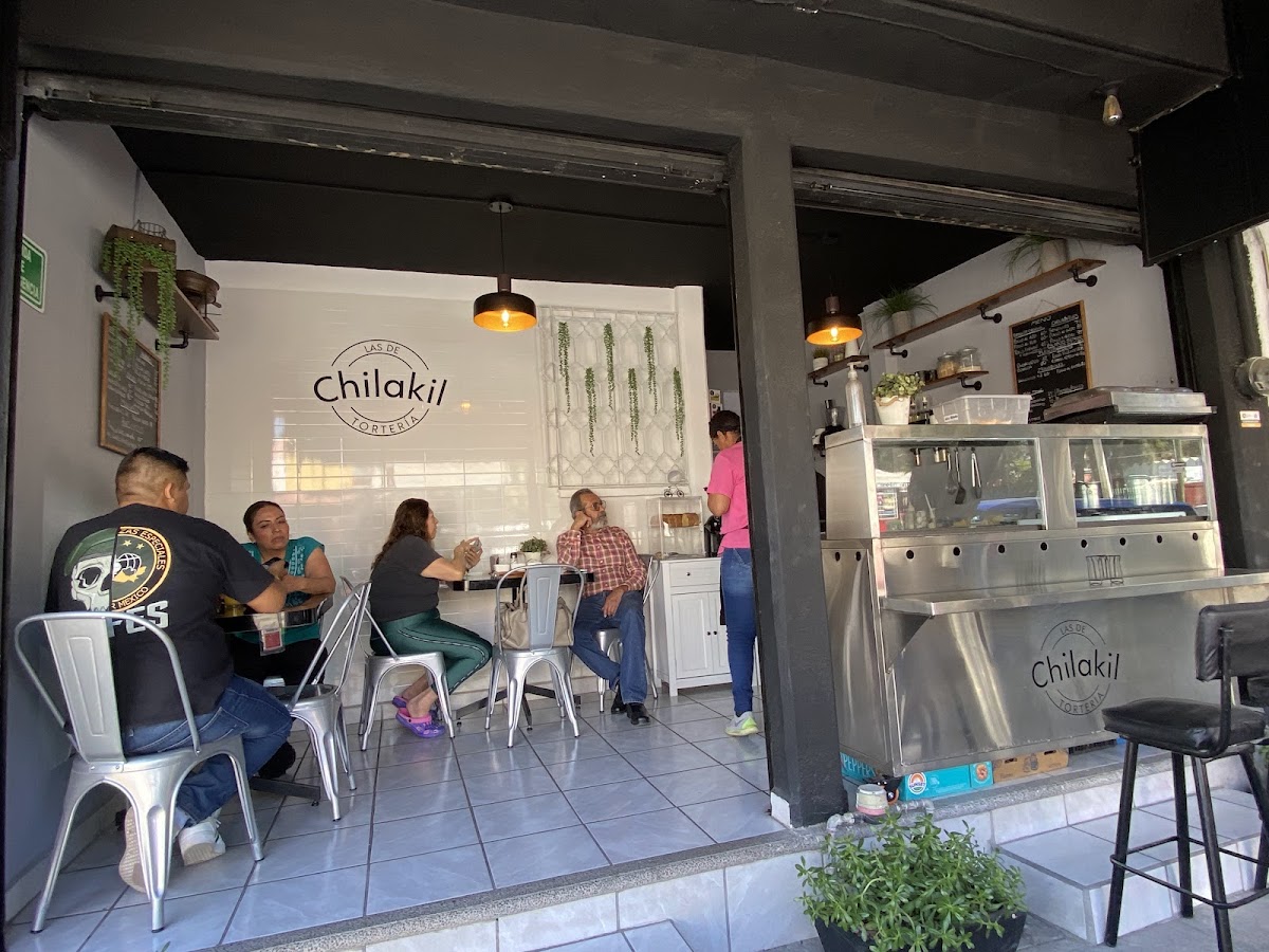 Las De Chilakil