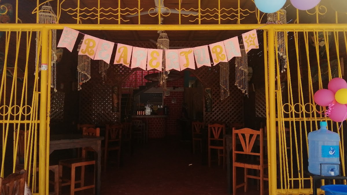 Las Gemelitas Restaurant - Cevicheria