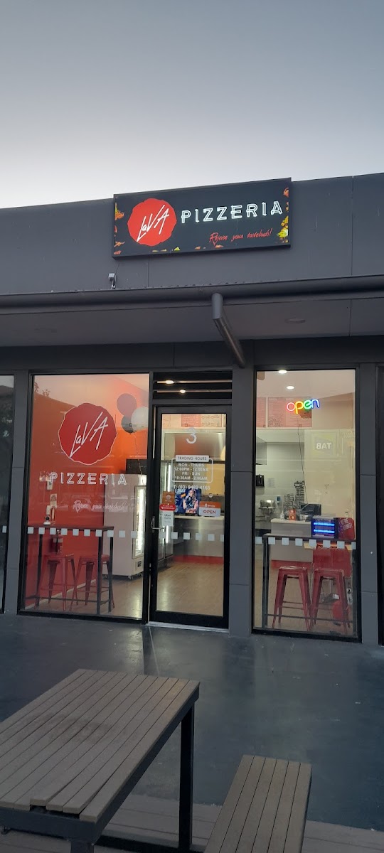 Lava Pizzeria