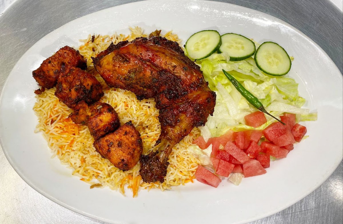 Laziz Curry Kitchen Photos 2