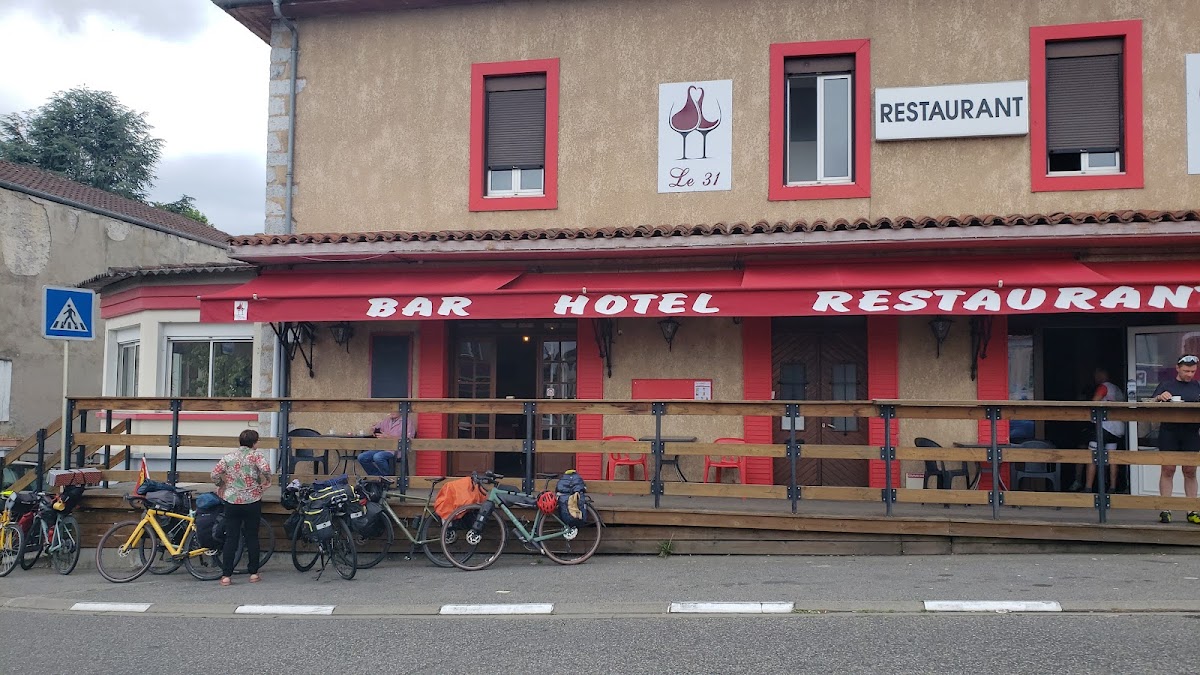 Le 31 | Hôtel Bar Restaurant