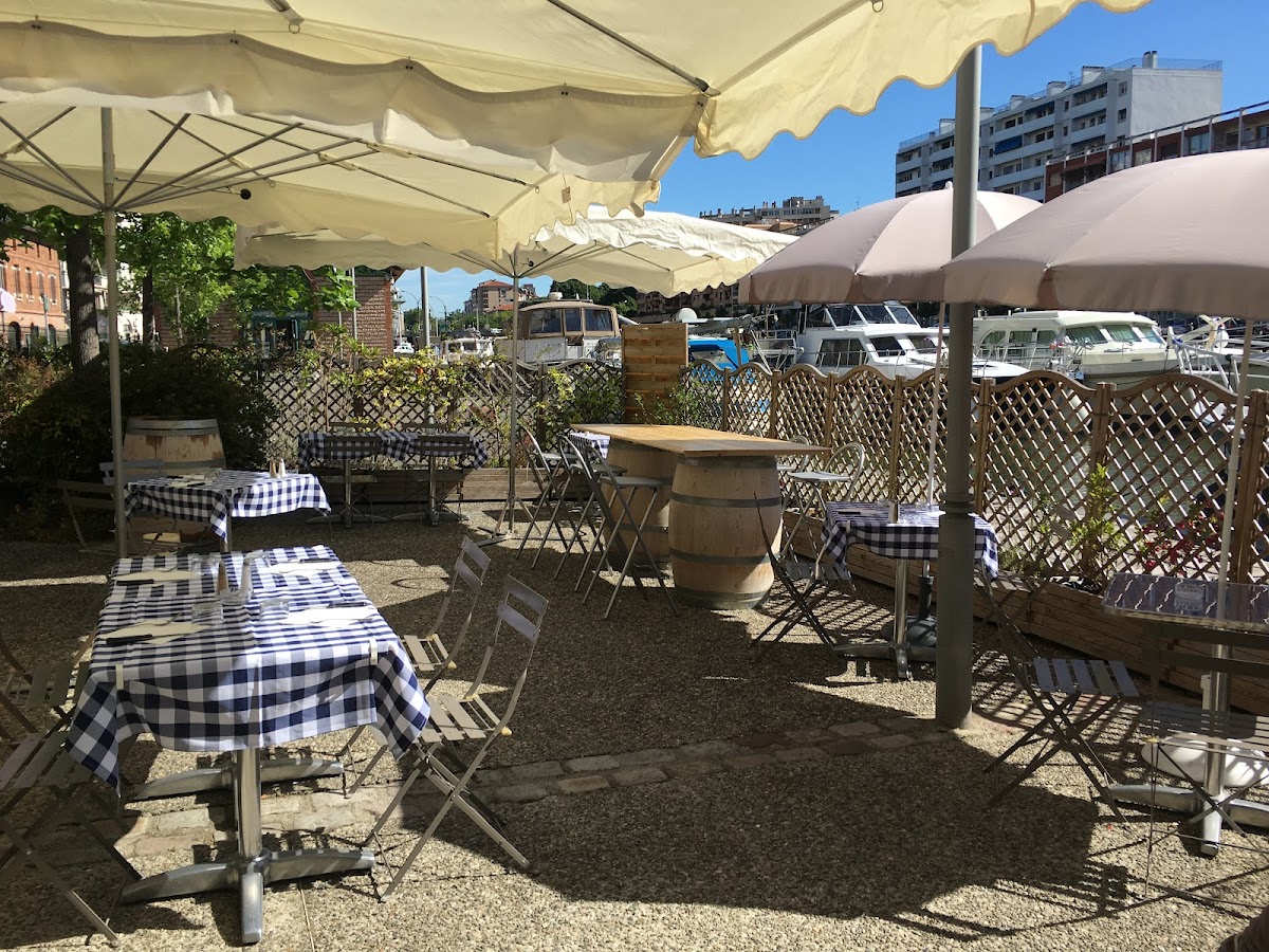 Le Bistrot Du Port