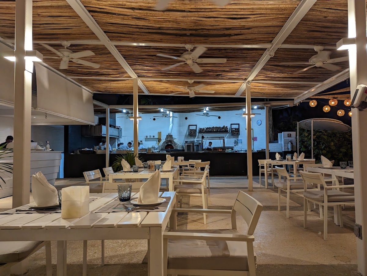 Le Cap Beach Club
