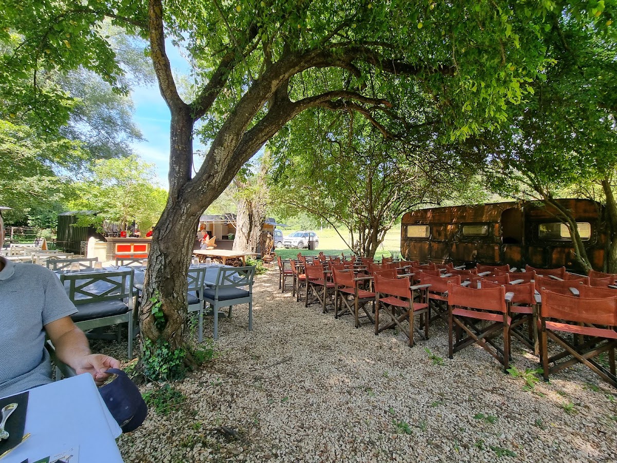 Le Cercle Des Oiseaux - Restaurant Photos 2